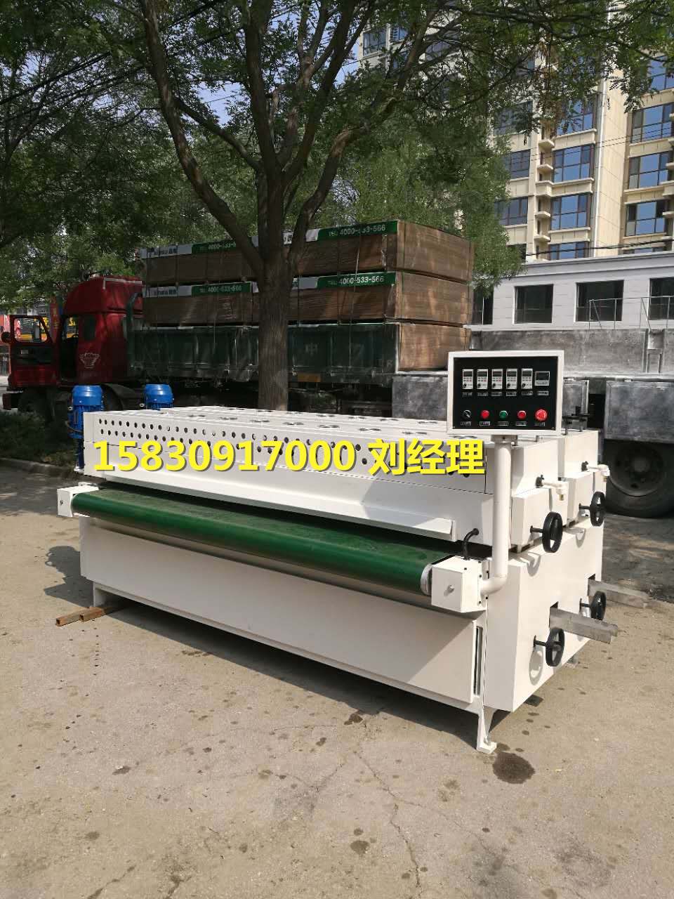 宽幅面UV辊涂机2500型大板地板革UV