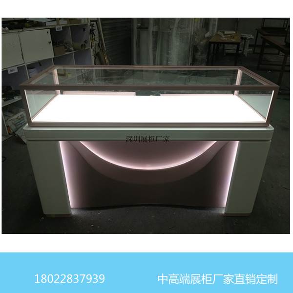 粉色木质烤漆金鳞珠宝展柜设计加工定制
