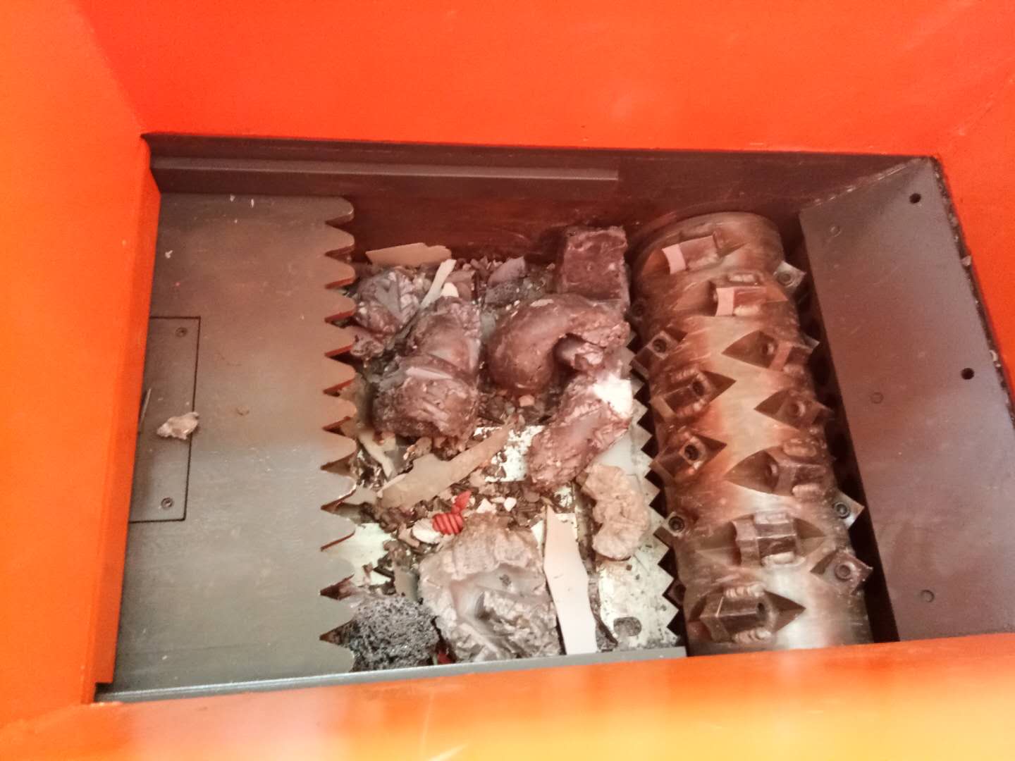 机头料撕碎机撕碎破碎一体机