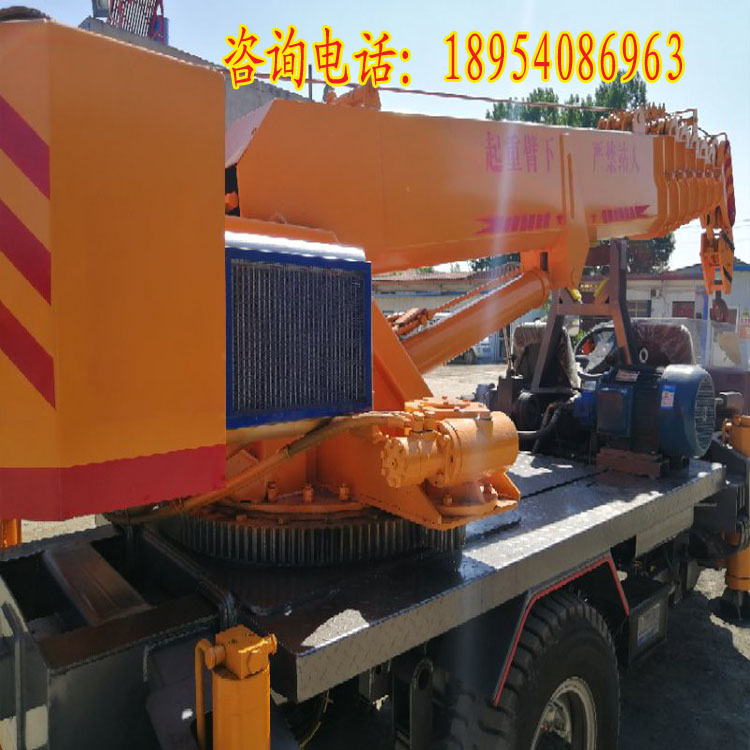 三轮子吊车销售厂家 全国发货 三轮随车吊
