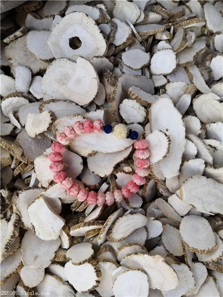 桃胶多少钱一斤A桃胶哪个药房有卖的A桃胶产