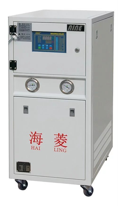 工业冷水机