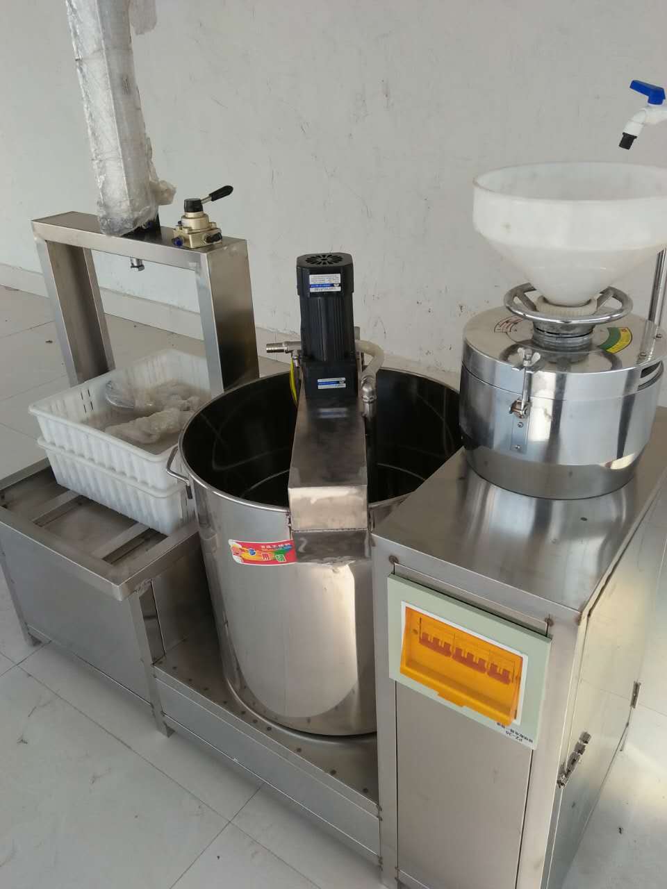 豆腐机生产厂家 豆制品花生豆腐机价格