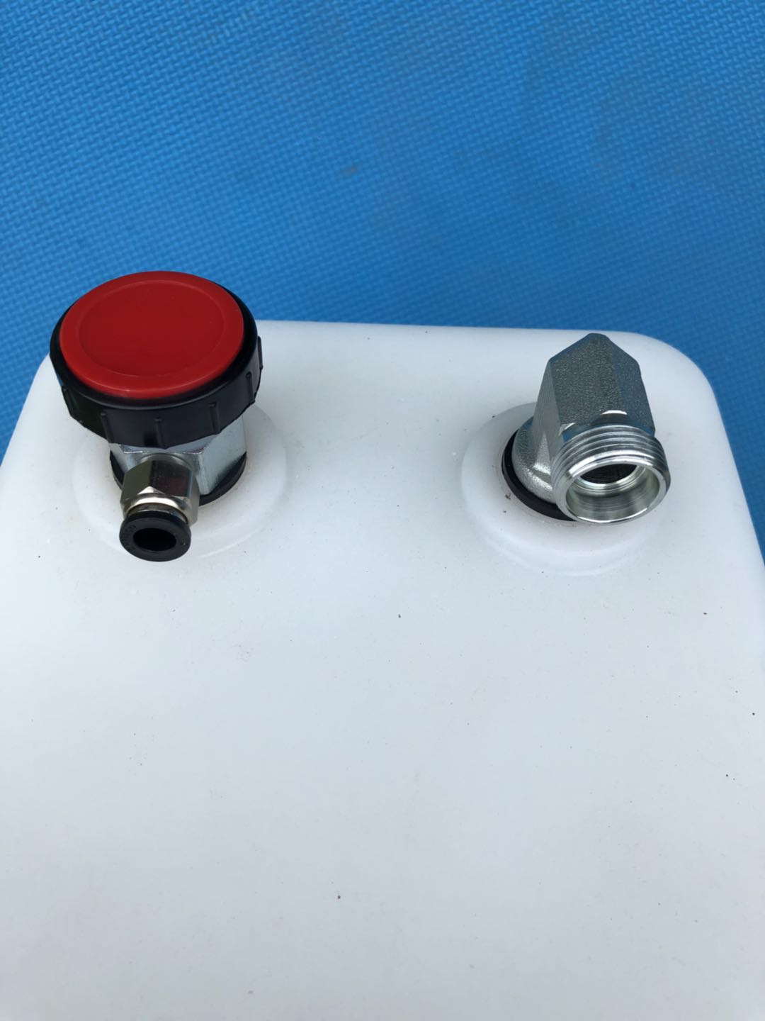 液压升降平台油箱  电动液压升降台油箱