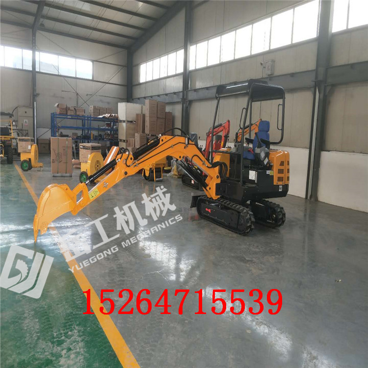 小型农用挖掘机