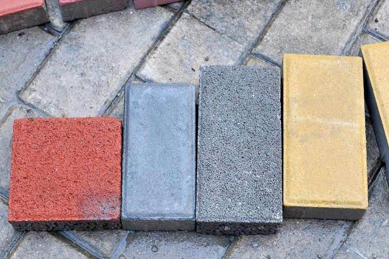 厂家直销防滑耐磨 彩色透水砖混泥土路面彩砖定制加工量大从优