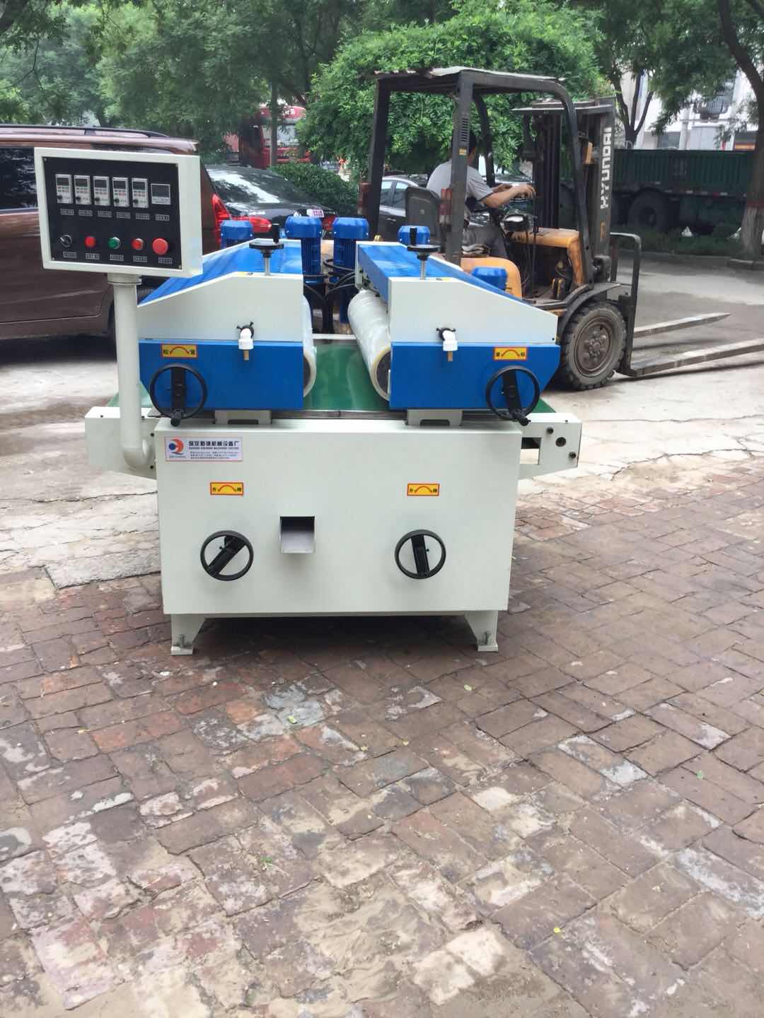 仿大理石装饰板uv辊涂机油漆辊涂线
