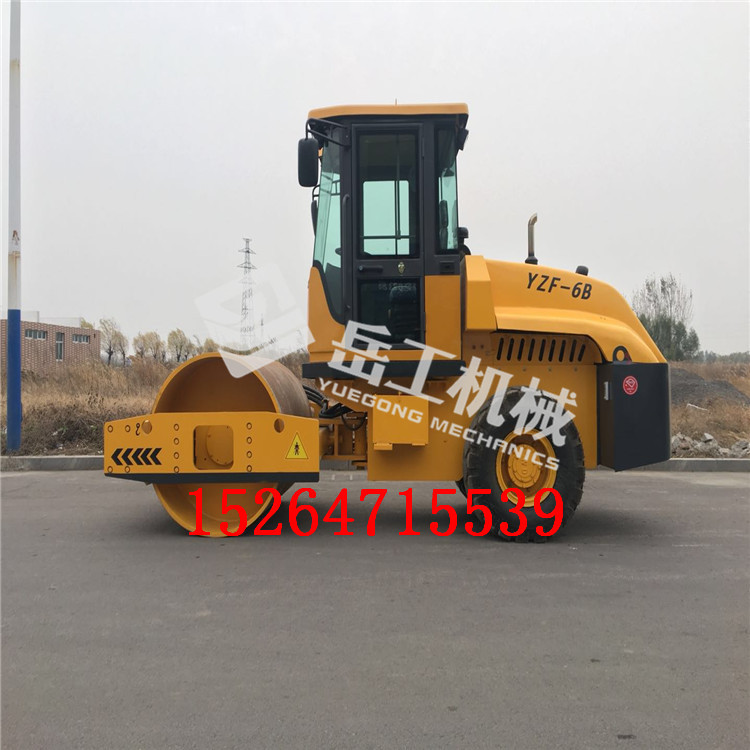 生产小型压路机