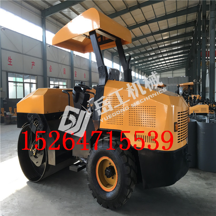 YGY-4000Z型四吨座驾式压路机