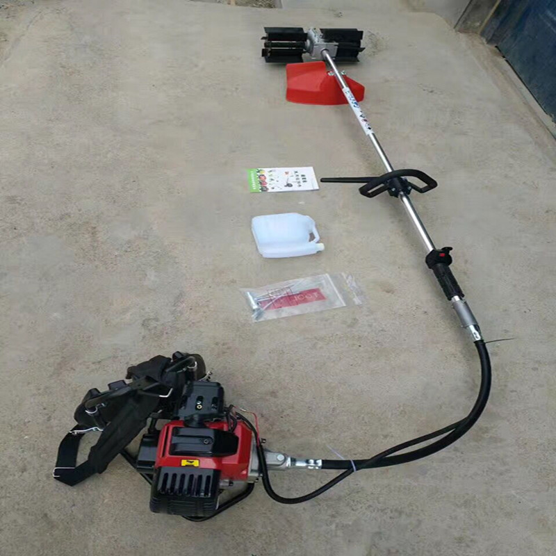 临沂锄草机小型汽油锄草机两冲程割草锄草机