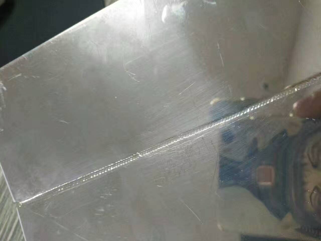 生造仿激光焊机热销中