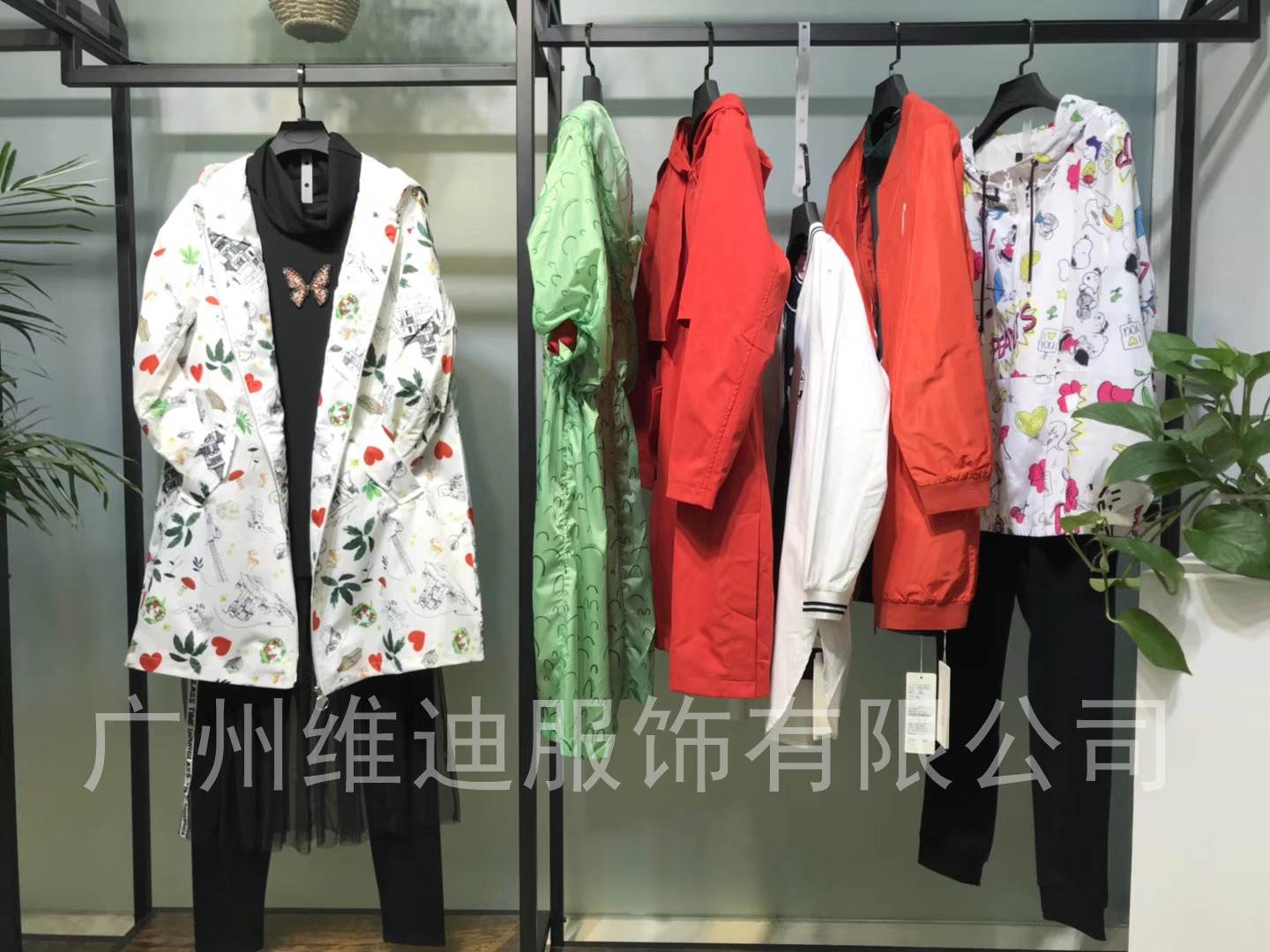 子汇大码秋冬装品女装折扣尾货走份广州维迪服饰有限公司 (11)