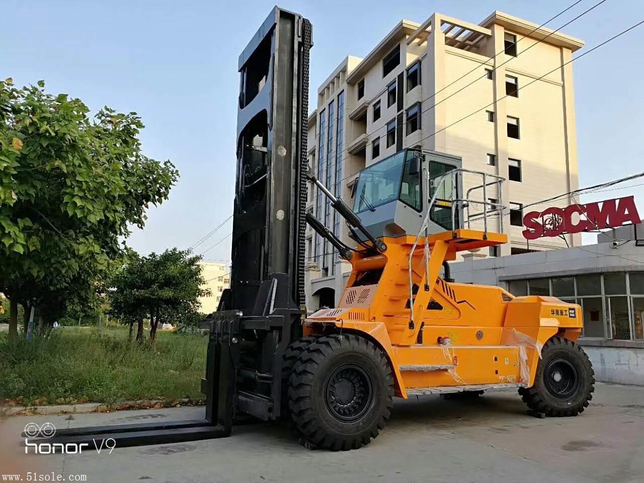 30吨重型集装箱港口码头专用叉车