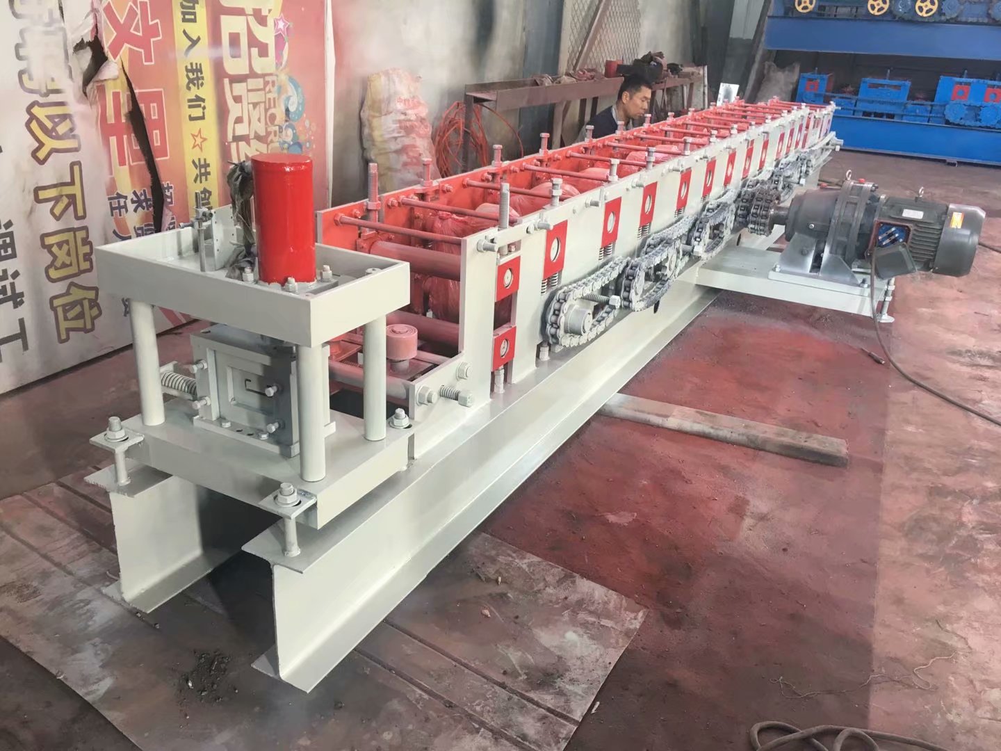 手摇快速换型c型钢机全自动c型钢设备厂家