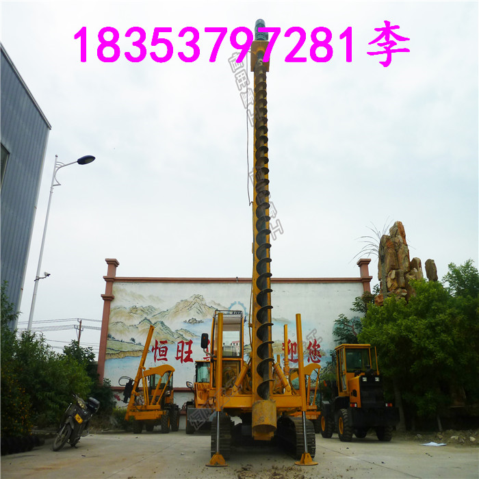 履带长螺旋打桩机，8米打桩一次性成孔，地
