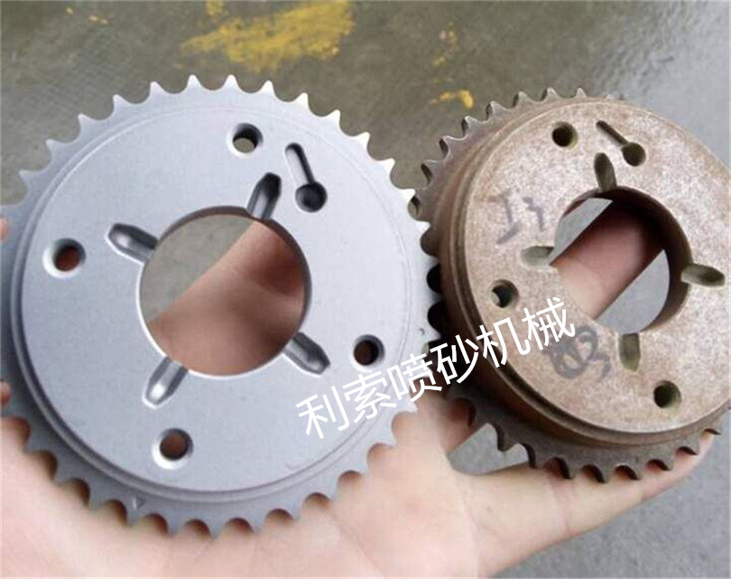 生产供应小型通过式喷砂机