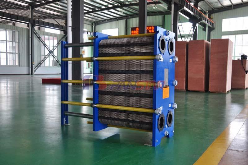 供应地暖水水供暖板式换热器  合资品牌