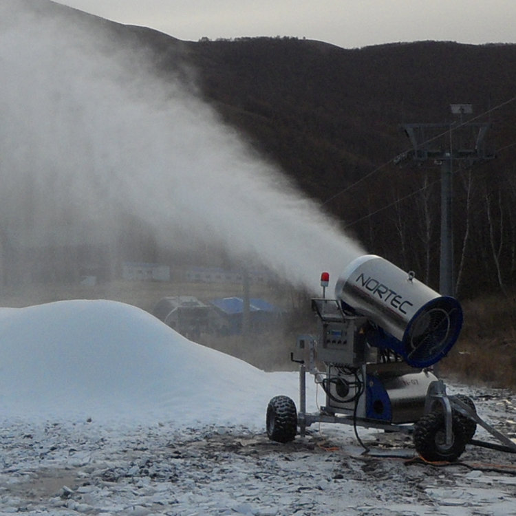 小型造雪机 人工降雪设备造雪机