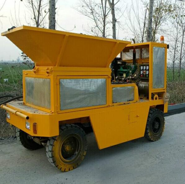 普华JY-4 路肩石成型机