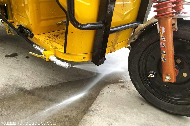 陕西国三洒水车10吨价格-绿化专用