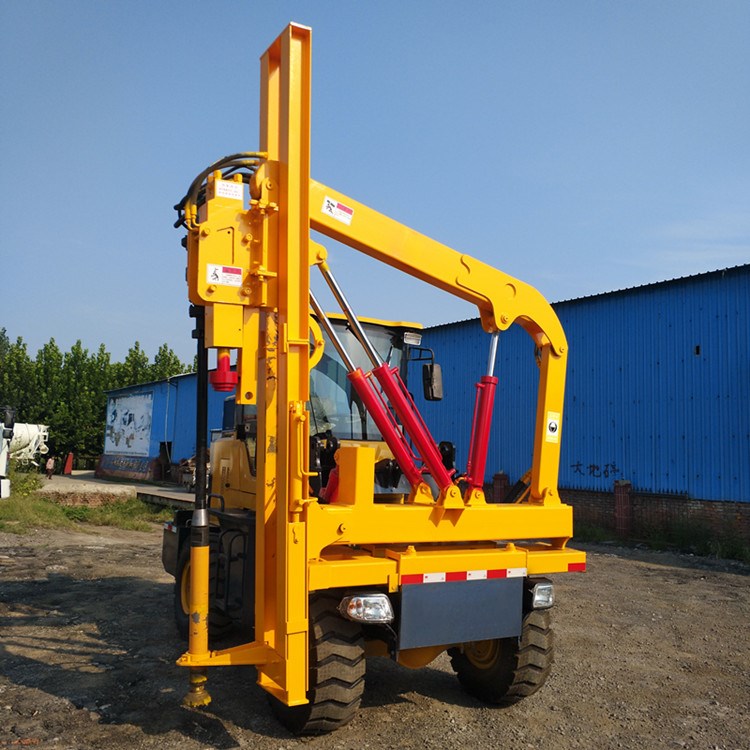 公路防撞装载机护栏打桩机用途质量和参数