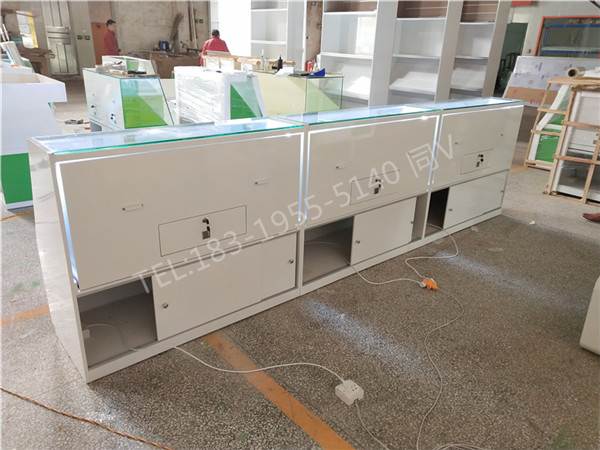 山东德州烟酒陈列柜香烟展示柜构造组合