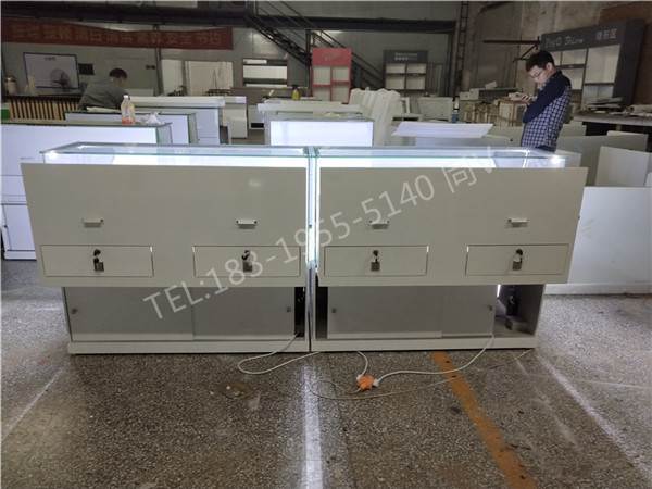 摆烟柜子图片山东日照白酒货架礼品柜设计制作