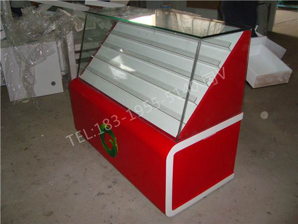 云南迪庆白酒柜烟柜惊爆商品