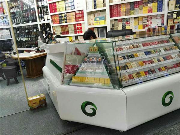 云南迪庆白酒柜烟柜惊爆商品