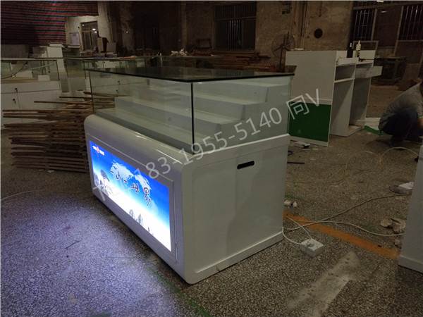 山东莱芜便利店烟柜礼品货柜惊爆商品