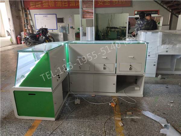 福建厦门礼品货柜小卖部烟架哪里有做