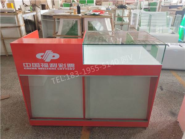 即开玻璃展示柜内蒙古锡林郭勒盟办公桌福彩商场柜台