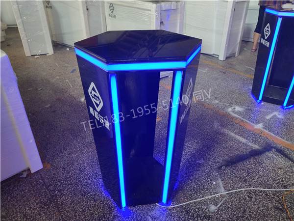 宣城郎溪哪里可以批发便宜的烤漆锁柜创维指纹锁架展示架