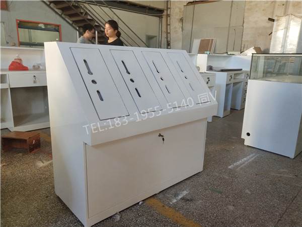 黄石定做艾特达智能产品展示柜