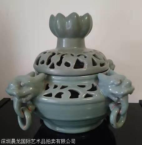 北宋汝窑莲花四龙衔环香薰炉
