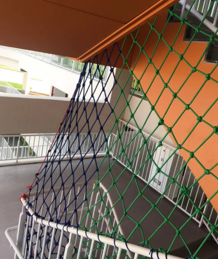 幼儿园楼梯防护天井防护网