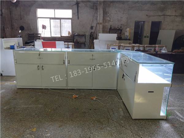 鹤岗东山厂家负责安装爱随智能指纹锁锁架展示柜