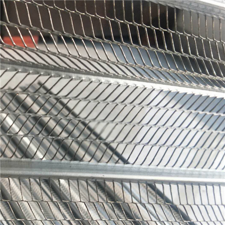 墙体喷灌浆挂网 轻钢别墅免拆模板网 防裂用金