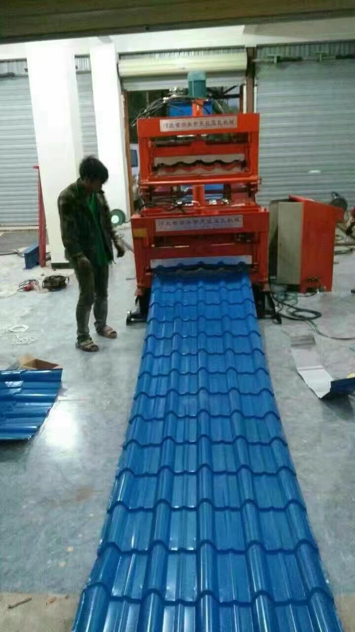800型仿古琉璃瓦机天益压瓦机现货销售