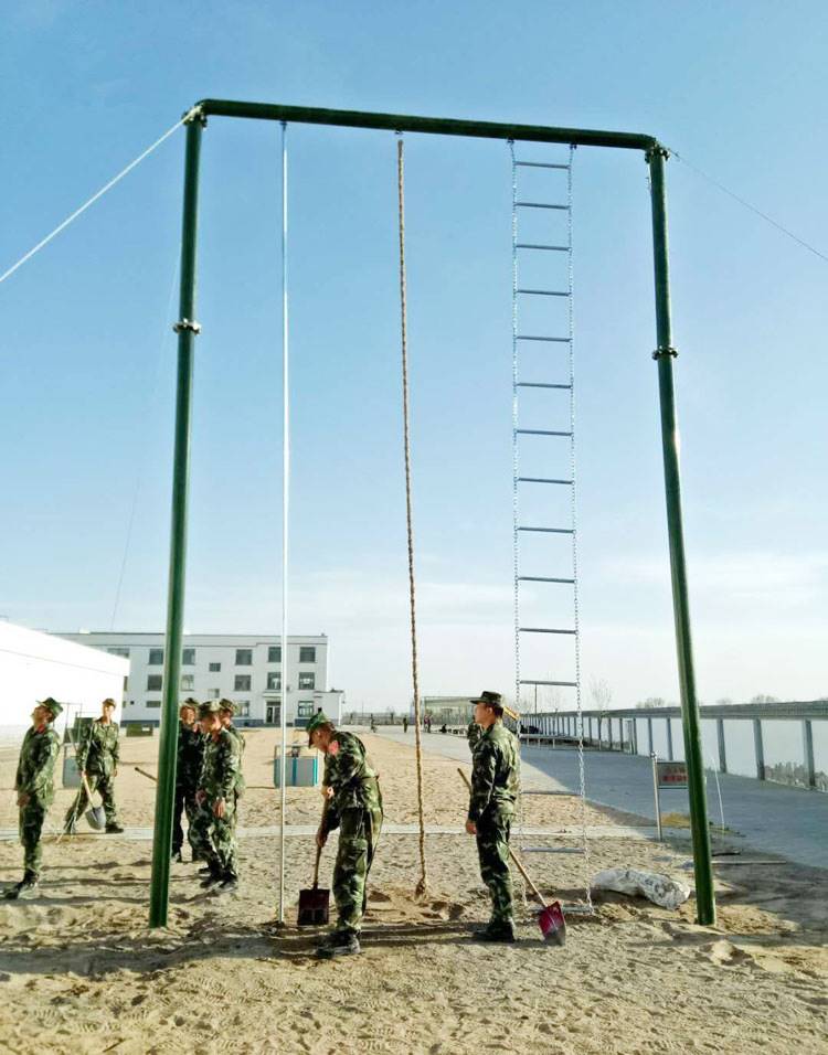 资讯:新疆维吾尔喀什地区部队攀爬训练架子价格优惠