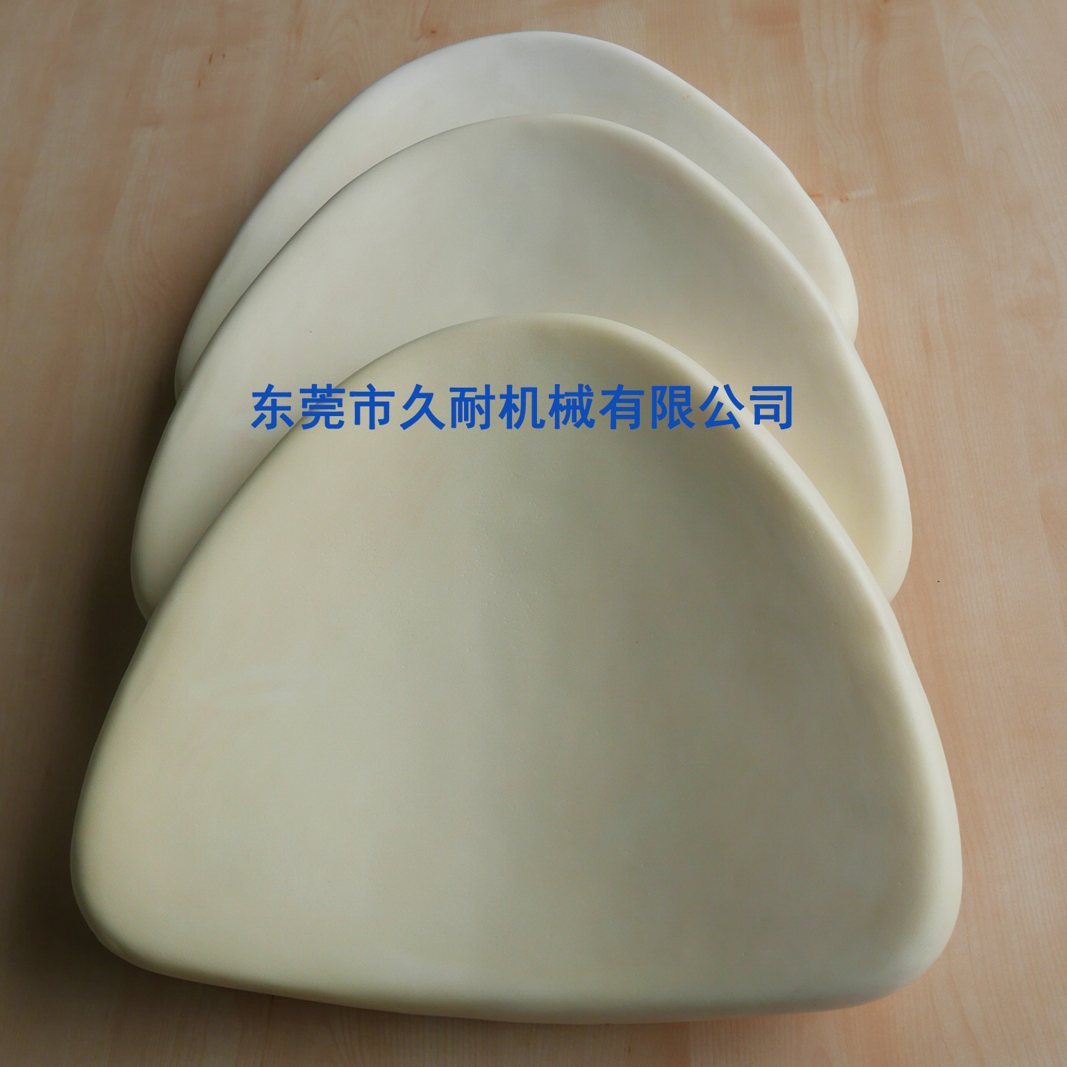 智能型聚氨酯低压发泡机 小流量PU发泡机