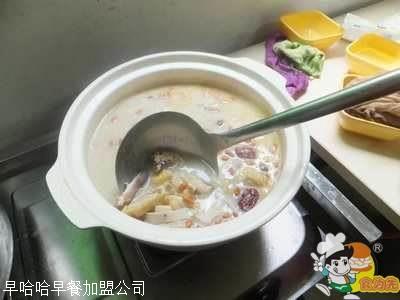  猪肚鸡怎么做