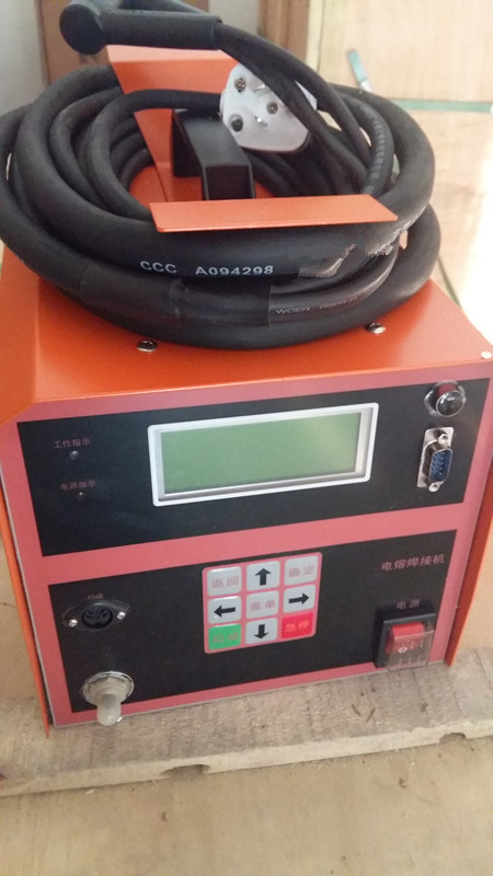 pe热熔机价格 厂家供应焊接机焊管机鑫冠