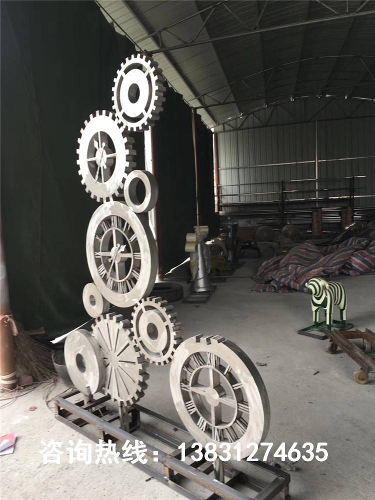 不锈钢齿轮雕塑，工业雕塑