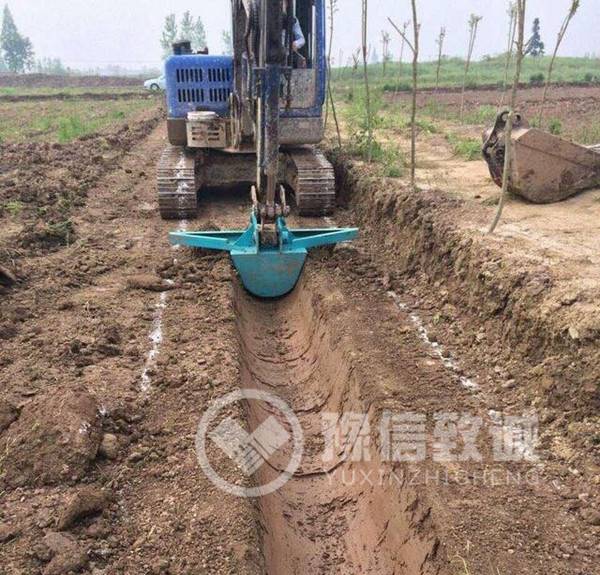 打水沟混凝土水渠滑模机加工