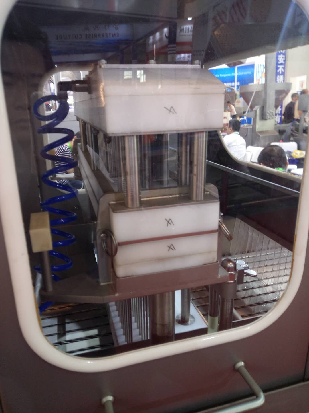 高分子聚乙烯耐磨拨盘 导条 衬板