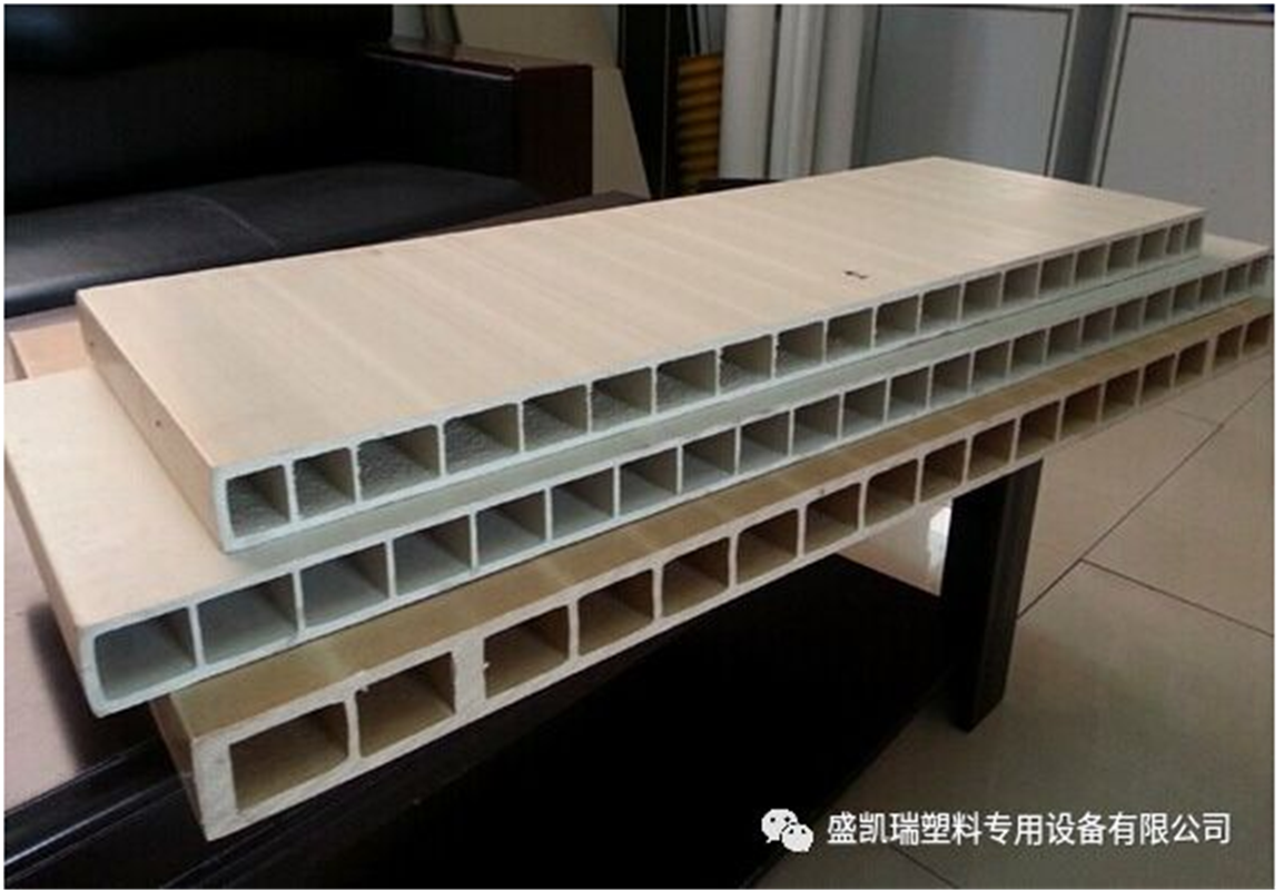PVC中空格子板挤出机PVC扣板挤出厂家