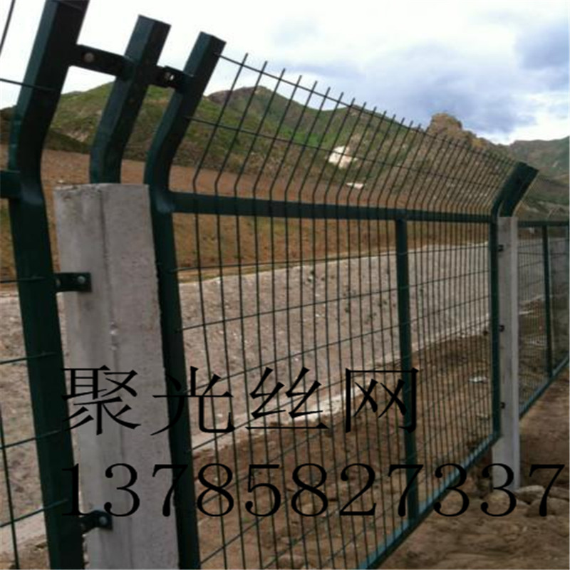 铁路护栏网 铁路专用防护栅栏 现货