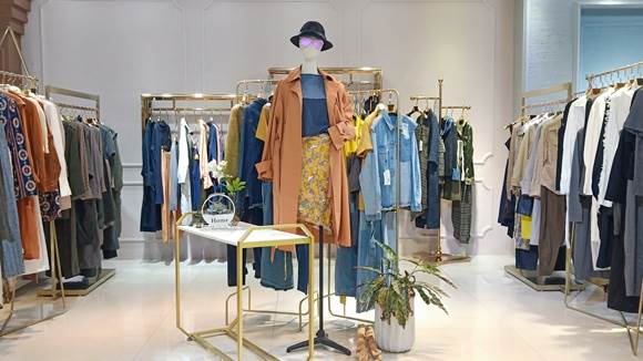 格美斯黄金貂绒大衣 折扣女装店 正品尾货品牌女装批发