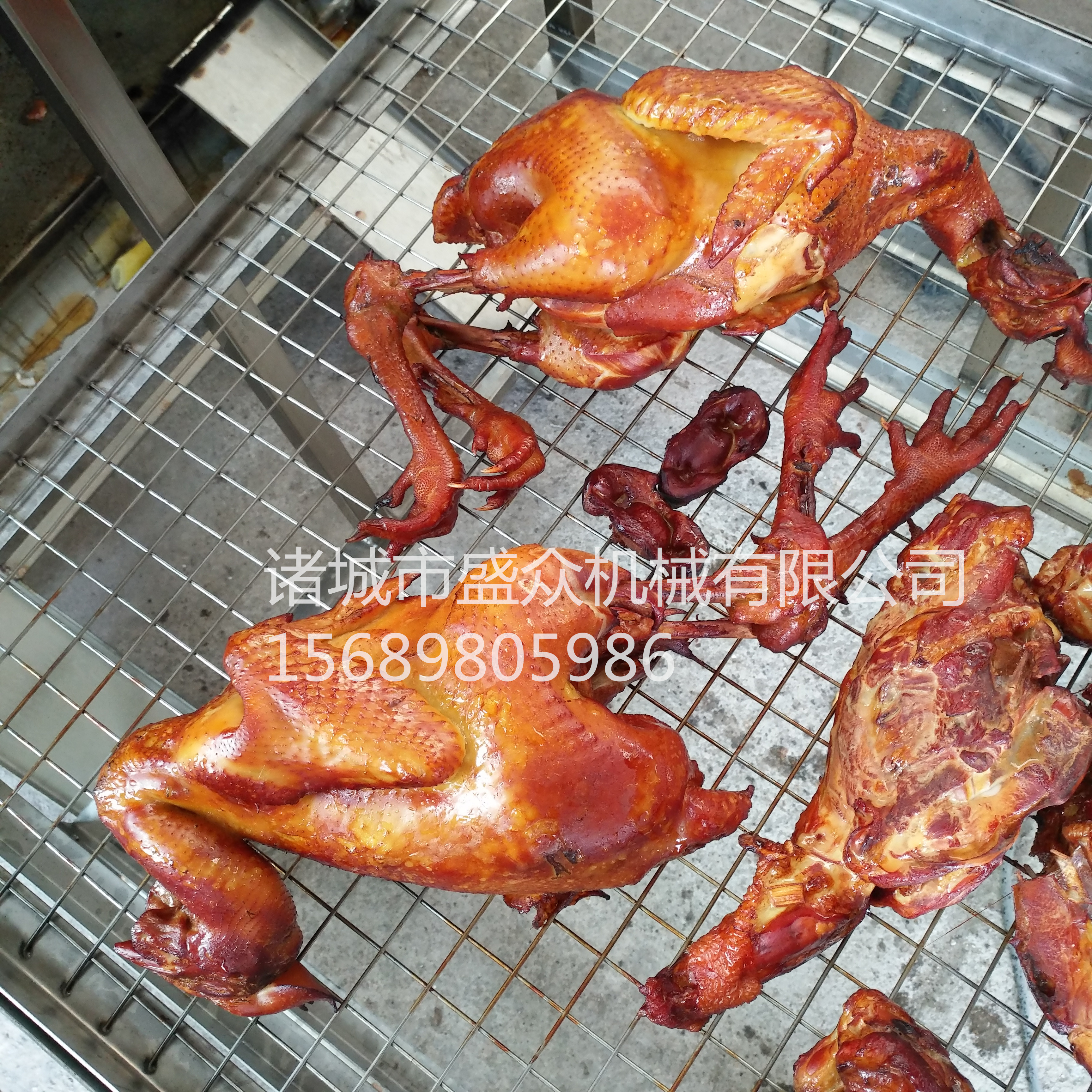 红肠腊肠整套加工设备?香肠加工流水线